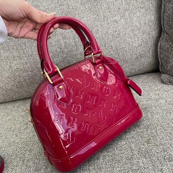 Louis Vuitton Vernis Alma BB - Picture 3 of 16